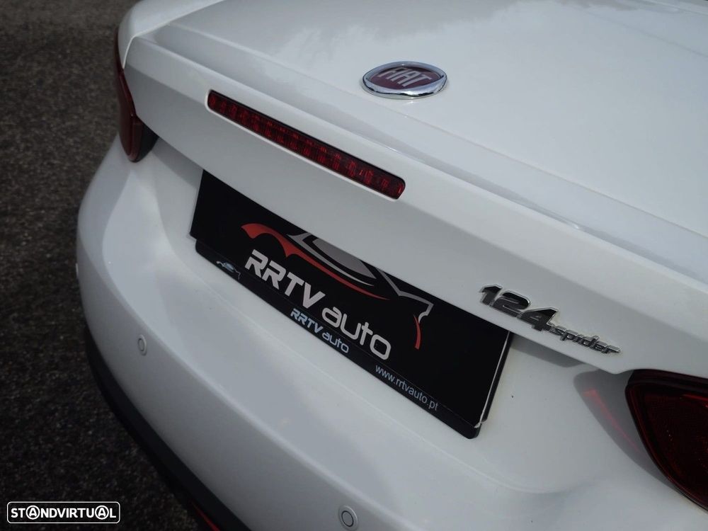 Fiat 124 Spider 1.4 MultiAir Turbo Lusso - 22