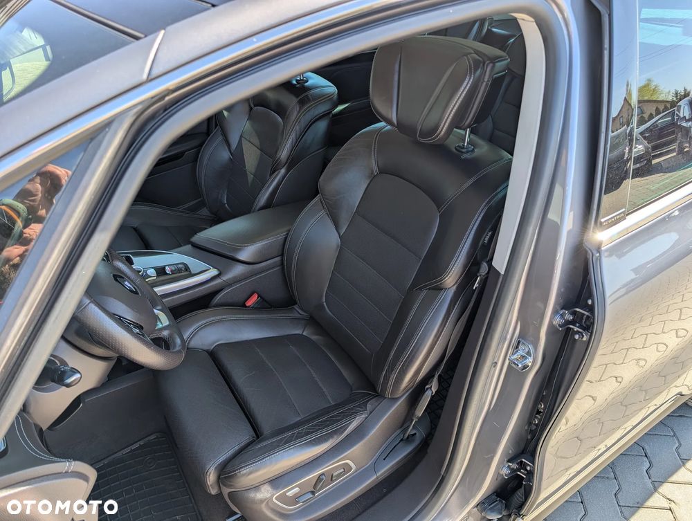 Renault Espace 1.6 dCi Energy Initiale Paris EDC 7os - 31