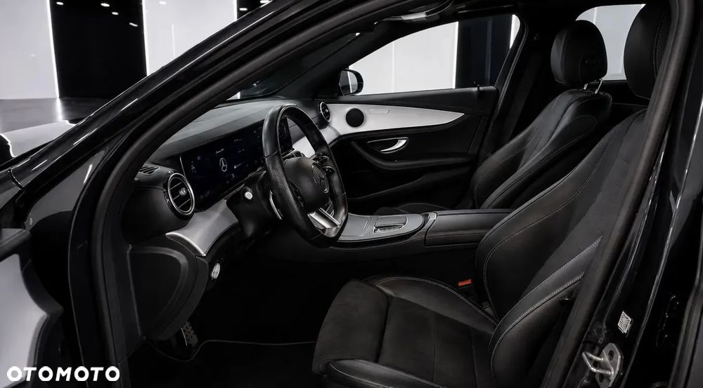 Mercedes-Benz Klasa E 300 AMG/Avantgarde - 7