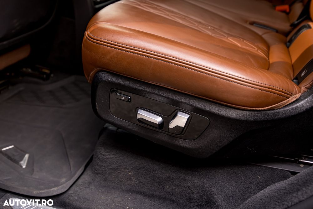 BMW X7 M50d - 36