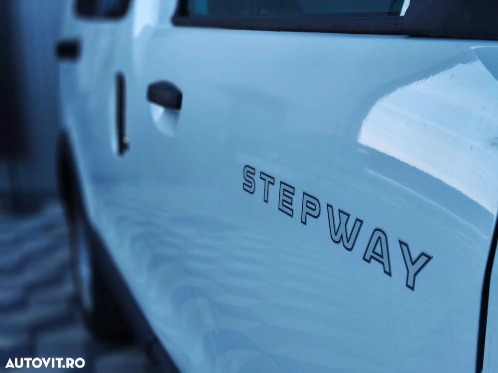 Dacia Dokker TCe 102 GPF Stepway - 10