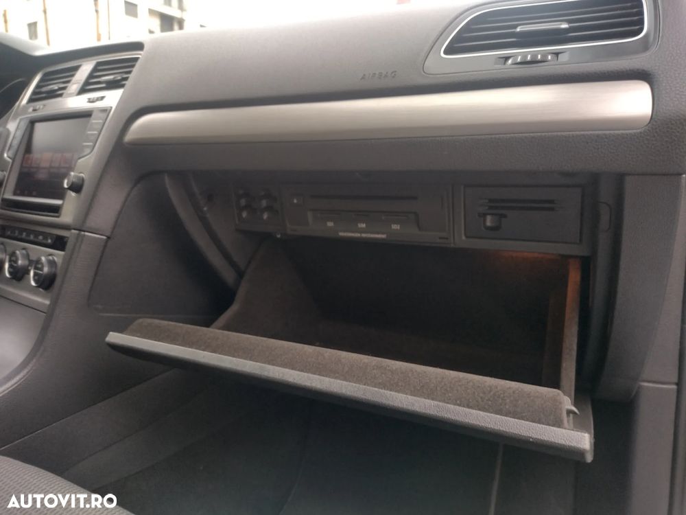 Volkswagen Golf 2.0 TDI (BlueMotion Technology) Highline - 30