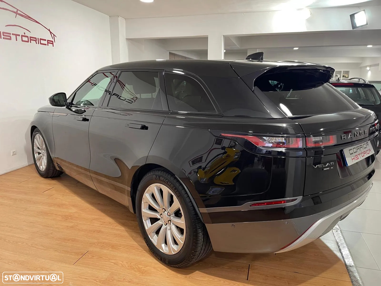 Land Rover Range Rover Velar 2.0 D R-Dynamic S - 25