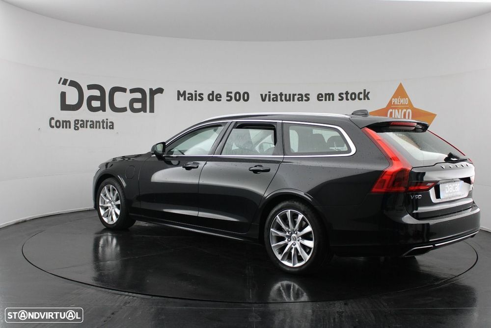 Volvo V90 2.0 T8 Momentum Plus AWD Geartronic - 6