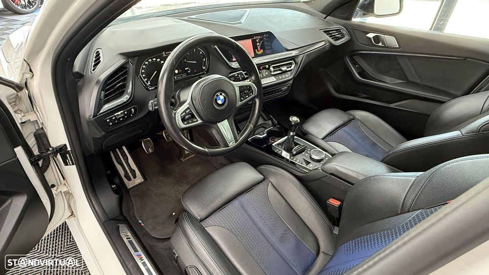 BMW 118 d Pack M - 12