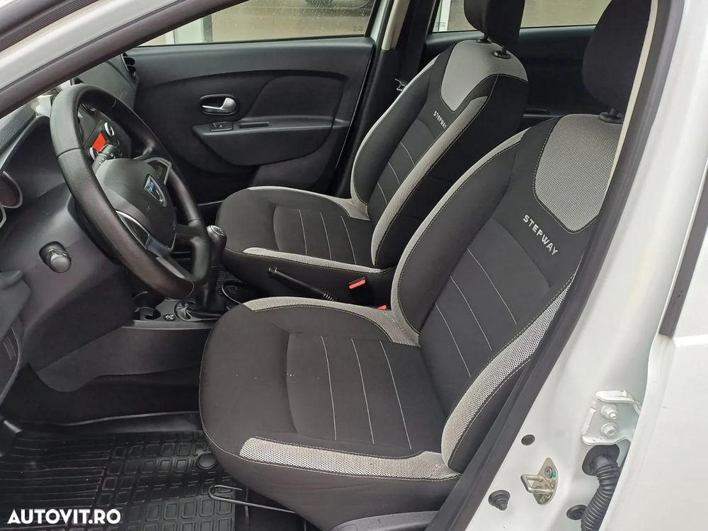 Dacia Sandero Stepway ECO-G 100 MT6 Essential - 8