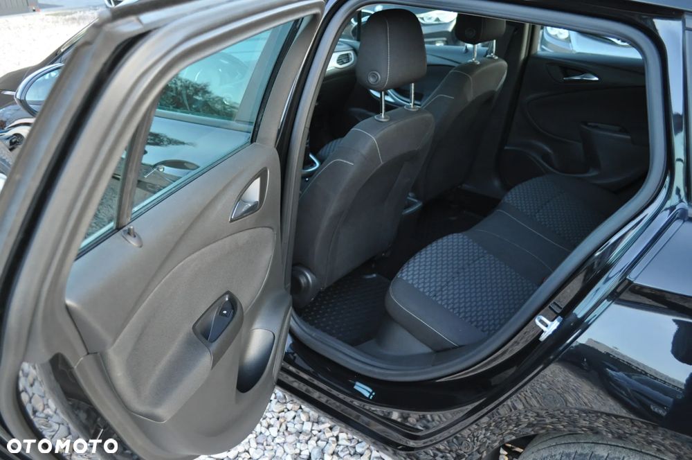 Opel Astra 1.6 D (CDTI) Start/Stop Innovation - 19