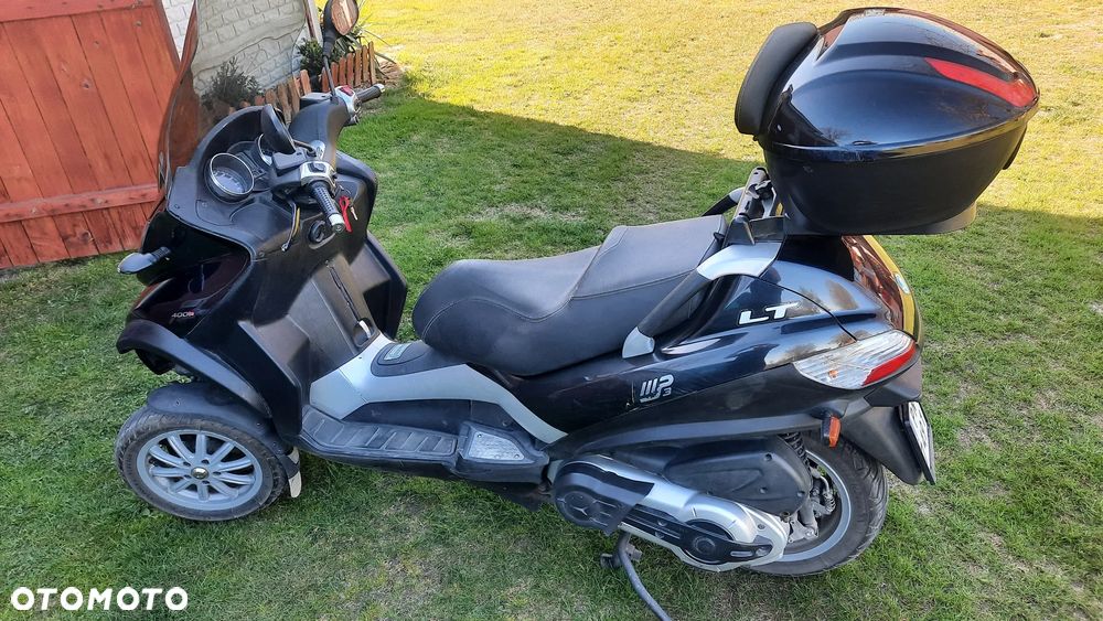 Piaggio MP-3 - 4