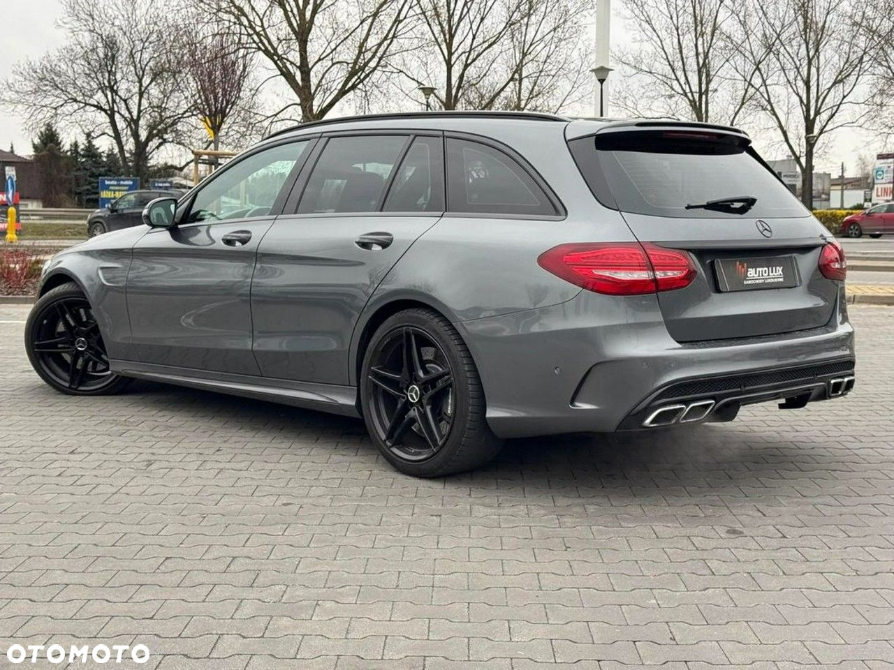Mercedes-Benz Klasa C AMG 63 T AMG Speedshift 7G-MCT - 3
