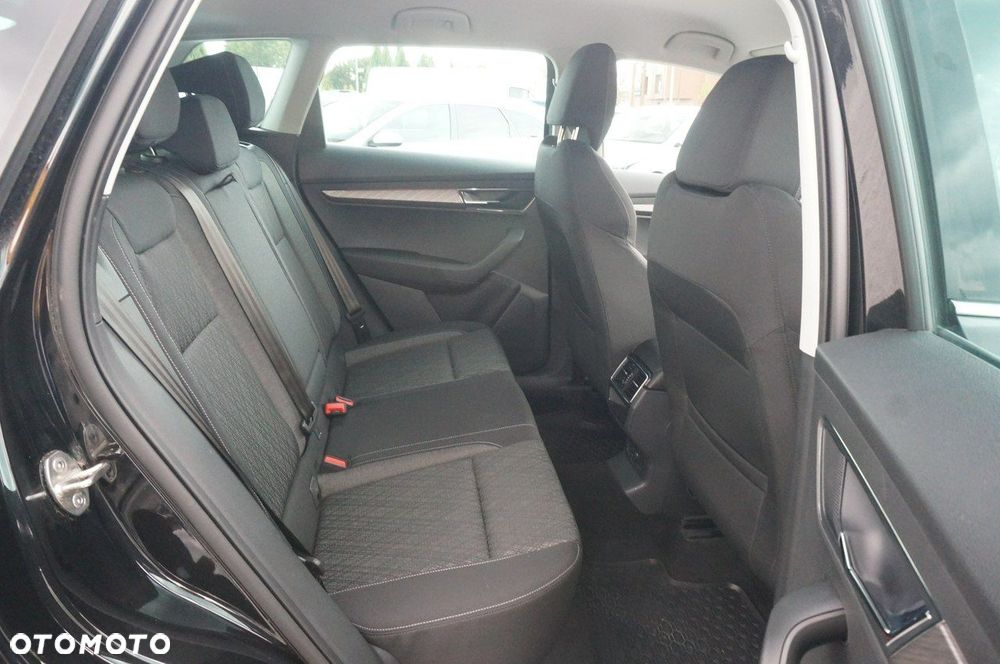 Skoda Karoq 2.0 TDI SCR 4x2 Style DSG - 31