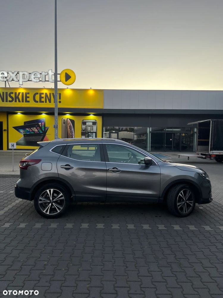 Nissan Qashqai 1.3 DIG-T N-Connecta DCT - 4