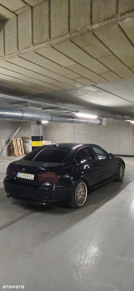 BMW Seria 3 318d DPF - 5