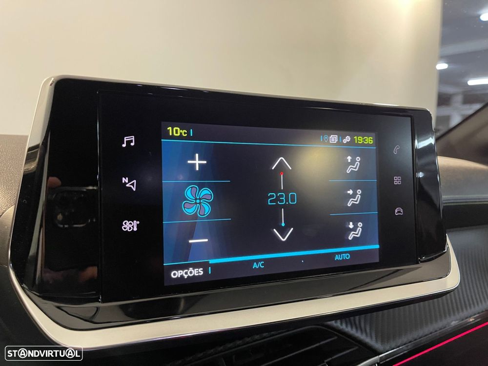 Peugeot e-208 50 kWh GT - 24