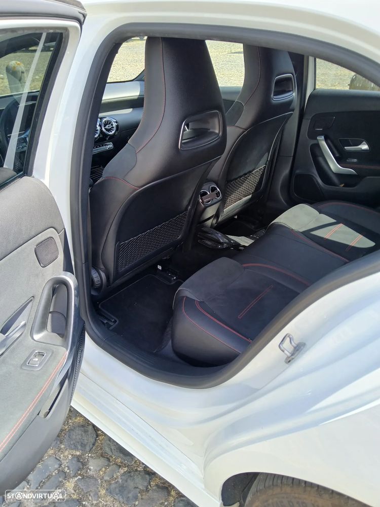 Mercedes-Benz A 180 - 11