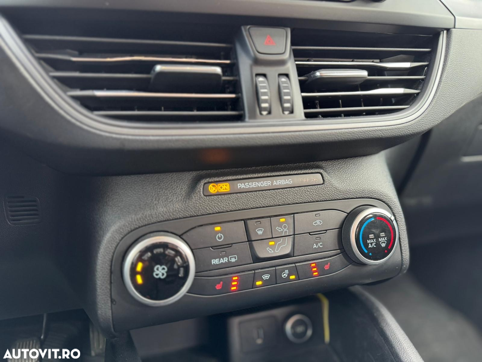Ford Focus 1.0 EcoBoost Start-Stopp-System TREND - 13