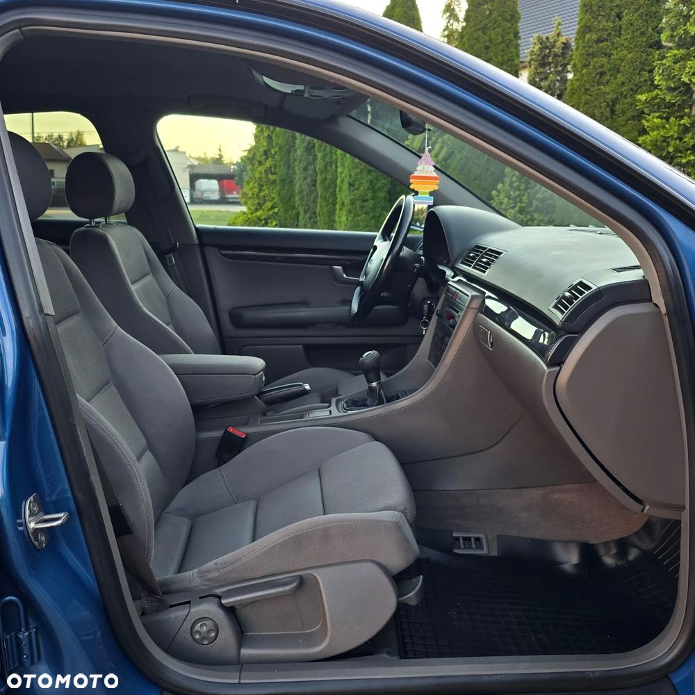 Audi A4 Limousine 2 - 29