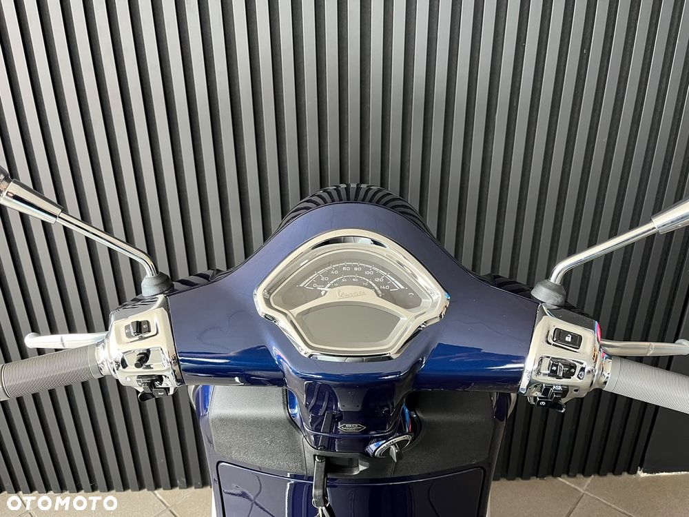 Vespa GTS - 14