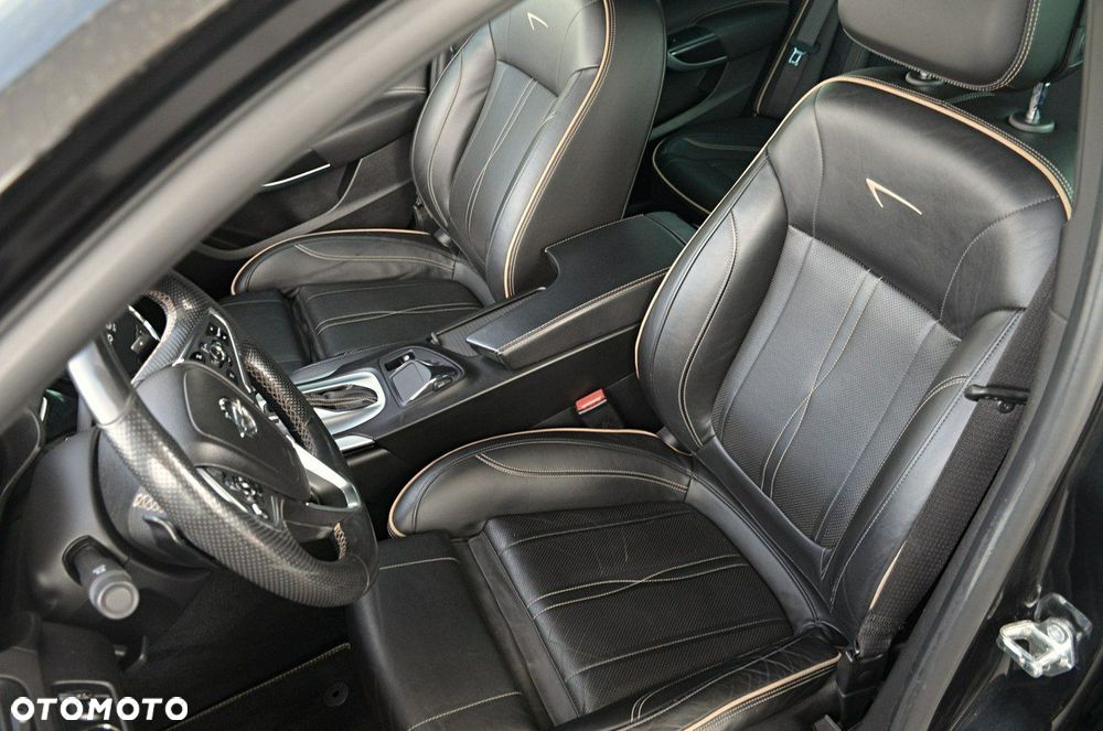 Opel Insignia - 16