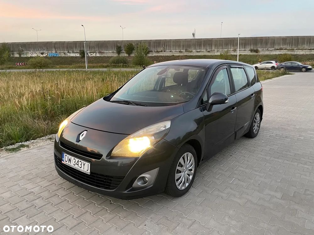 Renault Grand Scenic - 3
