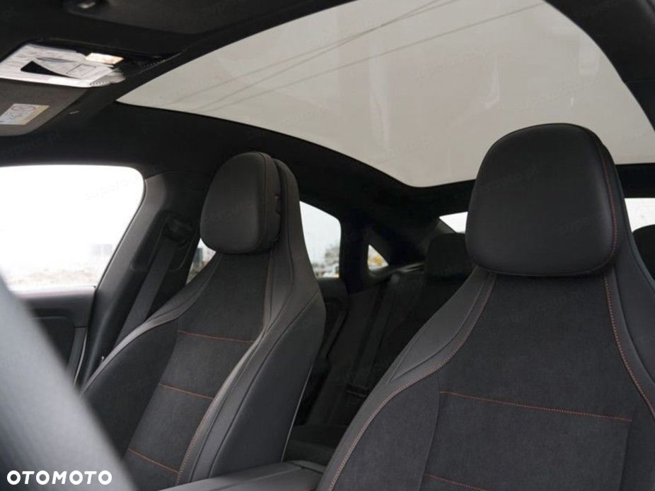 Mercedes-Benz CLA - 9