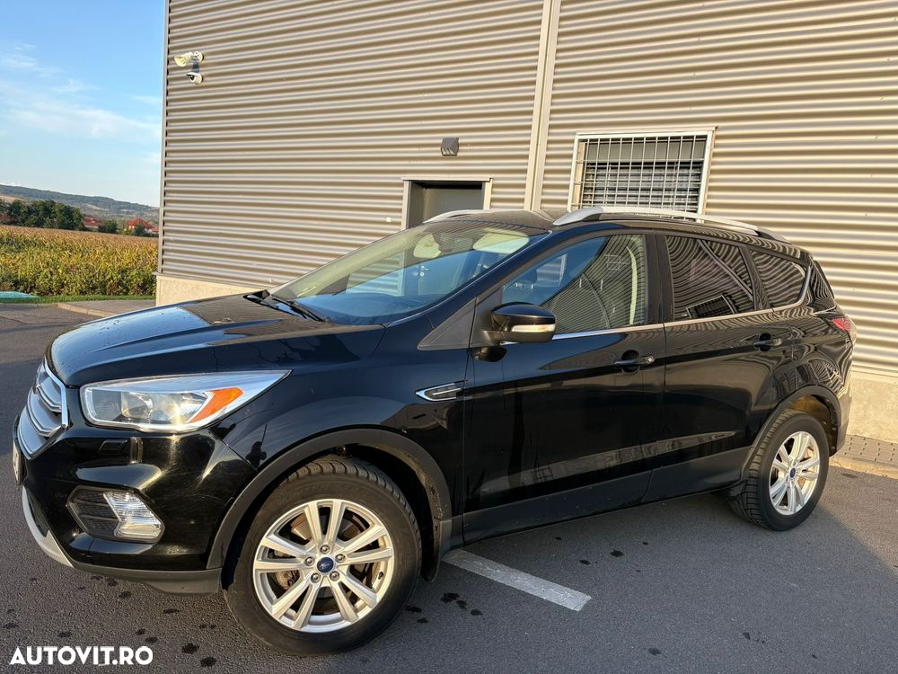 Ford Kuga 1.5 EcoBoost 2WD Trend - 2