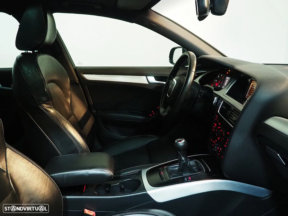 Audi A4 Avant 2.0 TDi S-line - 13