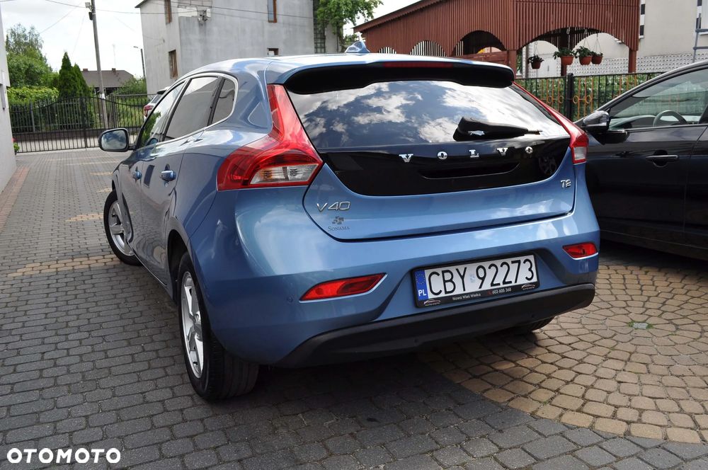 Volvo V40 T2 Momentum - 6