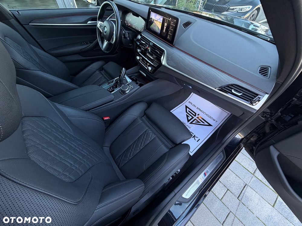 BMW Seria 5 530e xDrive M Sport sport - 18