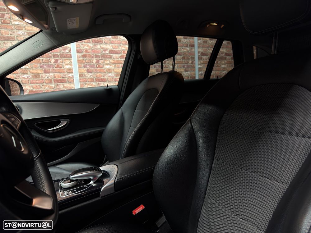 Mercedes-Benz C 350 - 11