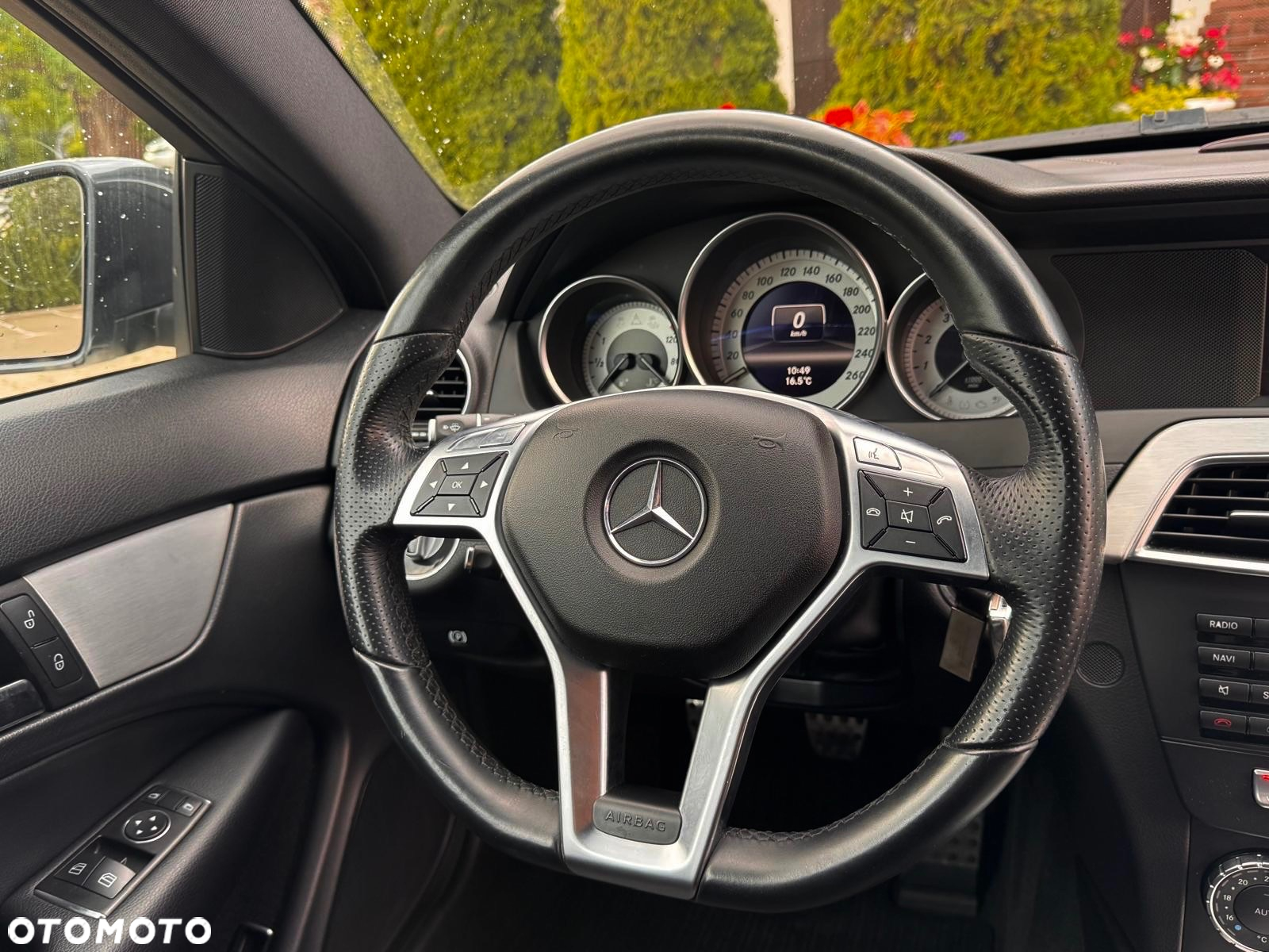 Mercedes-Benz Klasa C 180 AMG Line - 27
