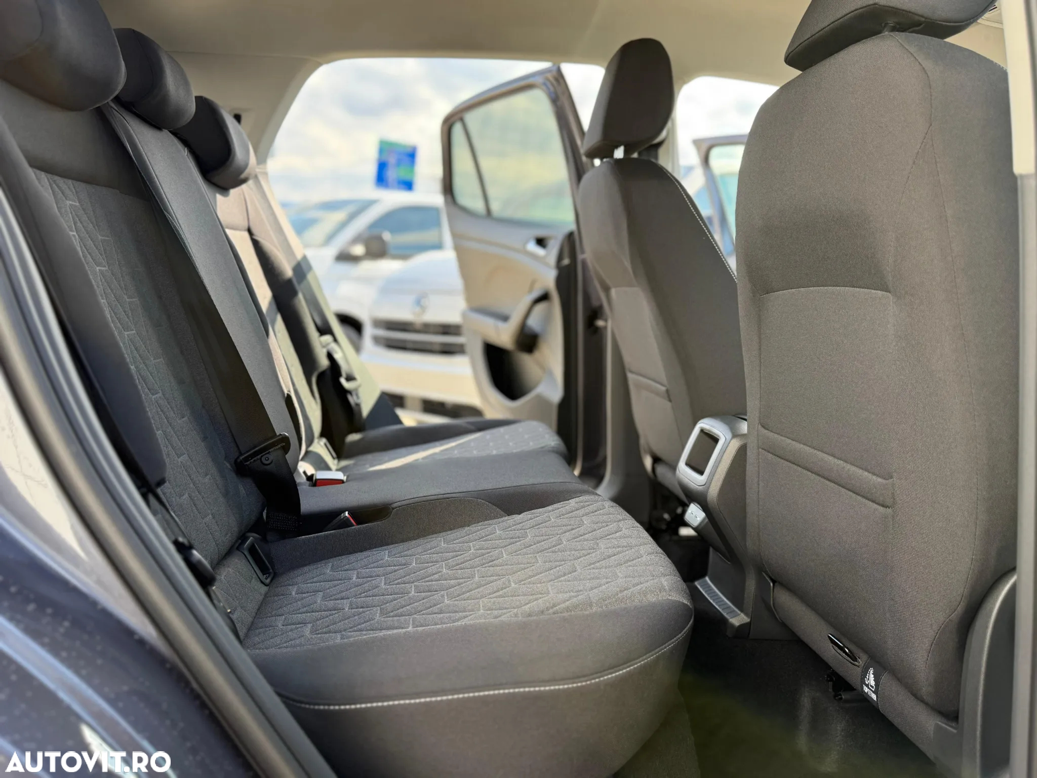 Volkswagen T-Cross 1.5 TSI DSG Life - 9