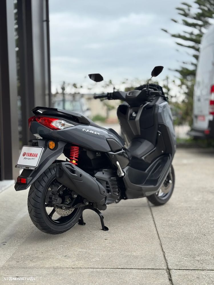 Yamaha NMAX - 3