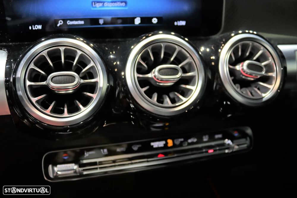 Mercedes-Benz GLB 200 AMG Line - 41