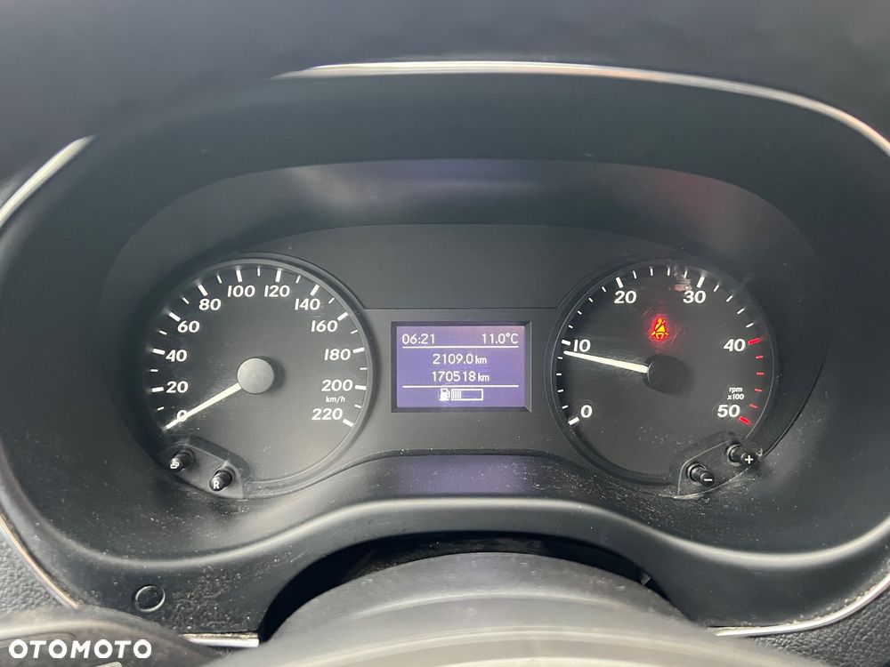 Mercedes-Benz Vito - 10