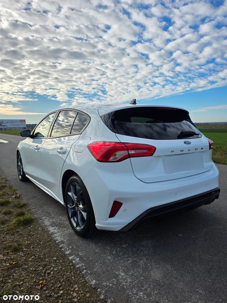 Ford Focus 1.5 TDCi DPF Start-Stopp-System ST-Line - 6