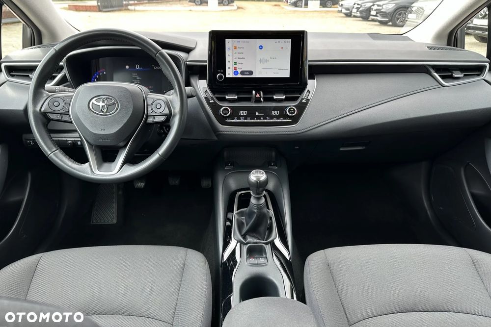 Toyota Corolla - 13
