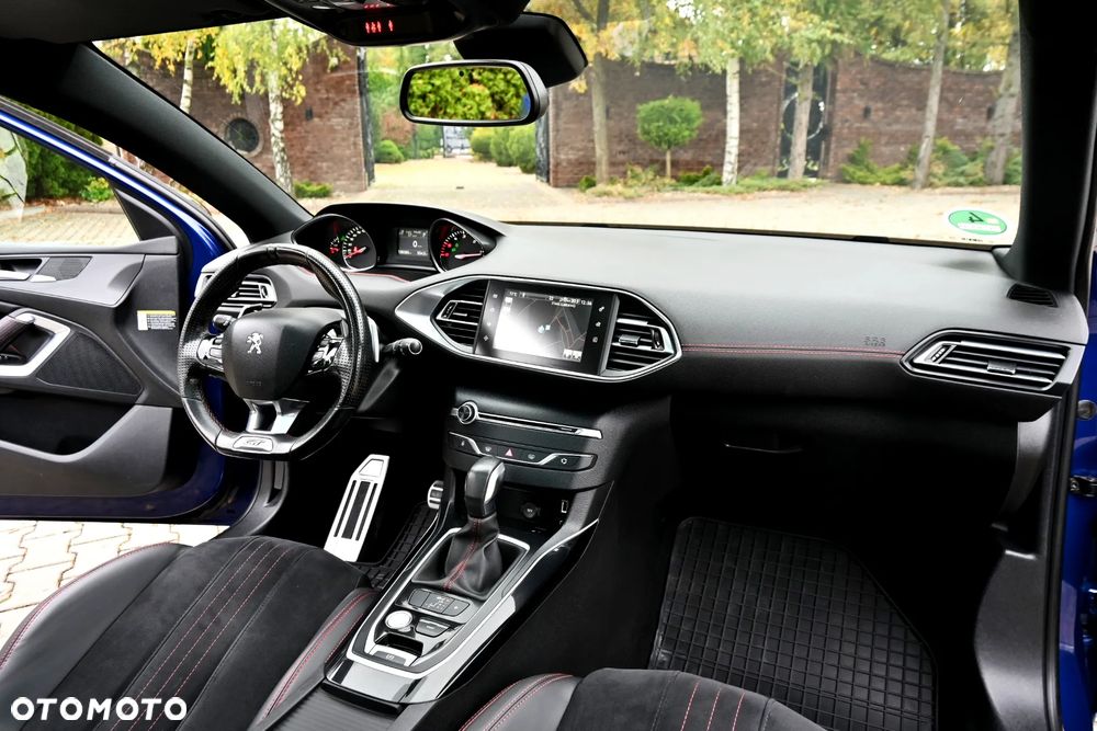 Peugeot 308 BlueHDi 180 EAT6 GT - 24