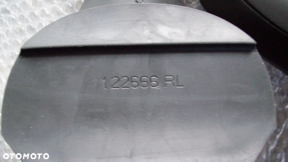 Aluminiowy bagażnik dachowy Toyota Avensis - 12