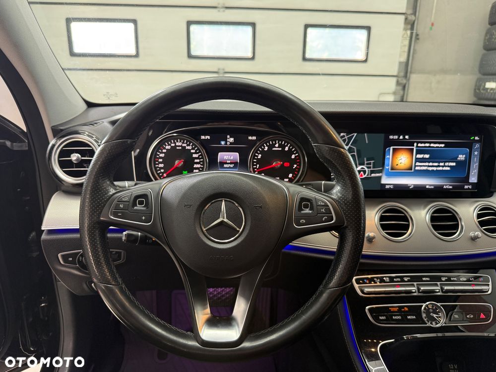 Mercedes-Benz Klasa E 200 7G-TRONIC Avantgarde - 19