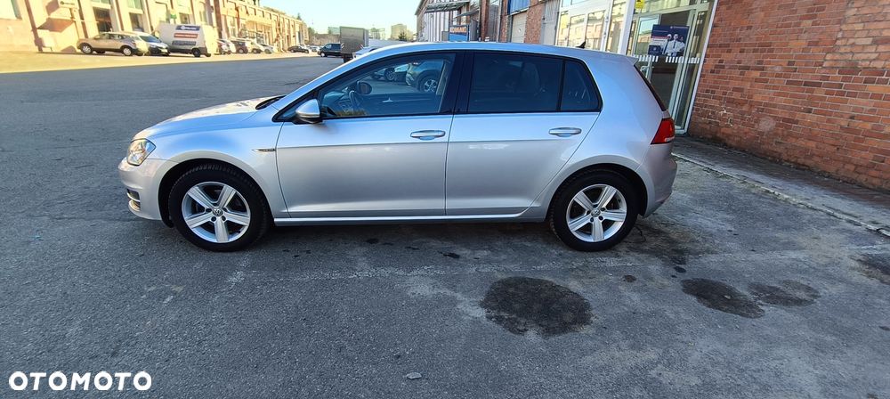 Volkswagen Golf 2.0 BlueTDI DSG Comfortline - 5
