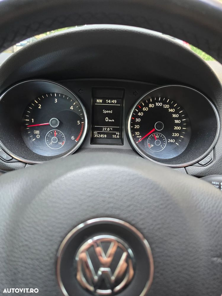 Volkswagen Golf 2.0 TDI DPF Highline - 3