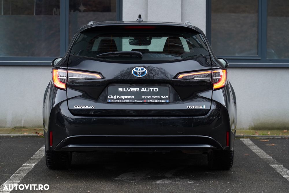 Toyota Corolla 1.8 HSD Business - 21