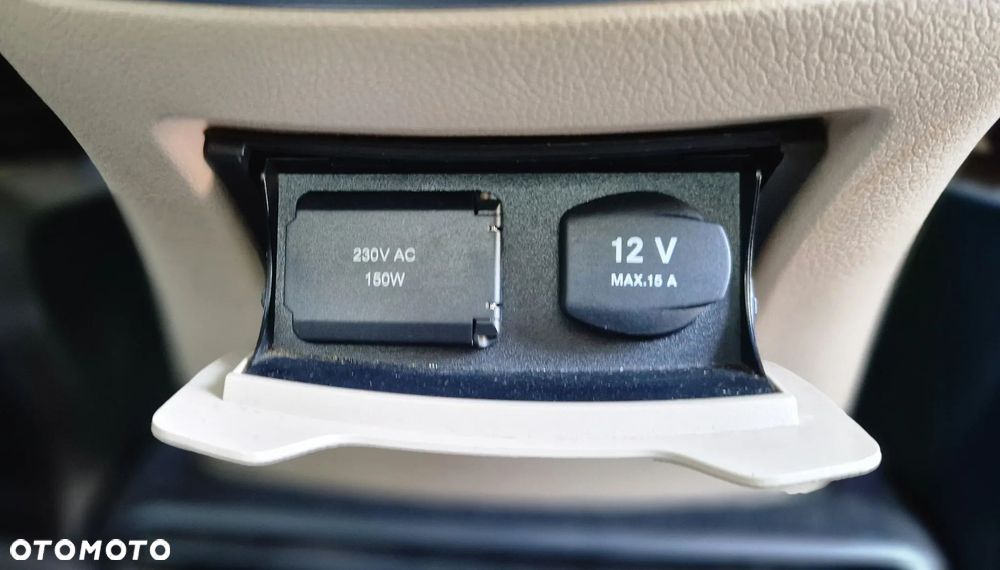 Mercedes-Benz Klasa V 250 (BlueTEC) d Avantgarde 7G-Tronic (d³ugi) - 16