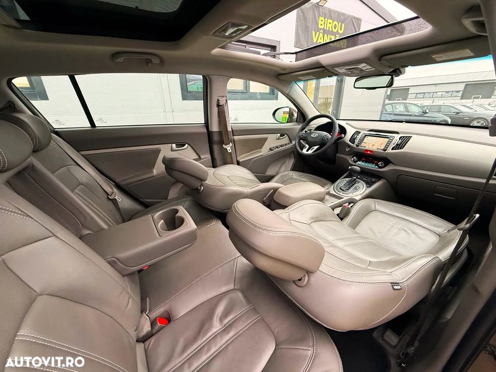 Kia Sportage 2.0 CRDI AWD Aut. Spirit - 29