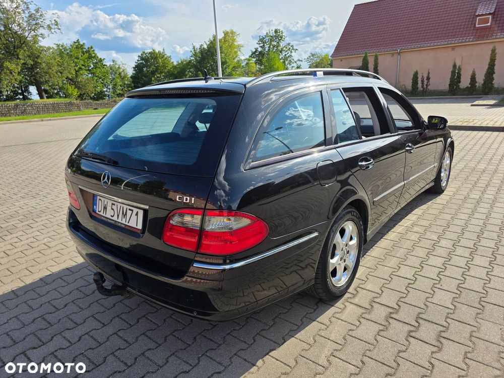 Mercedes-Benz Klasa E - 9