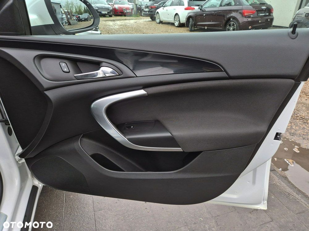 Opel Insignia - 27