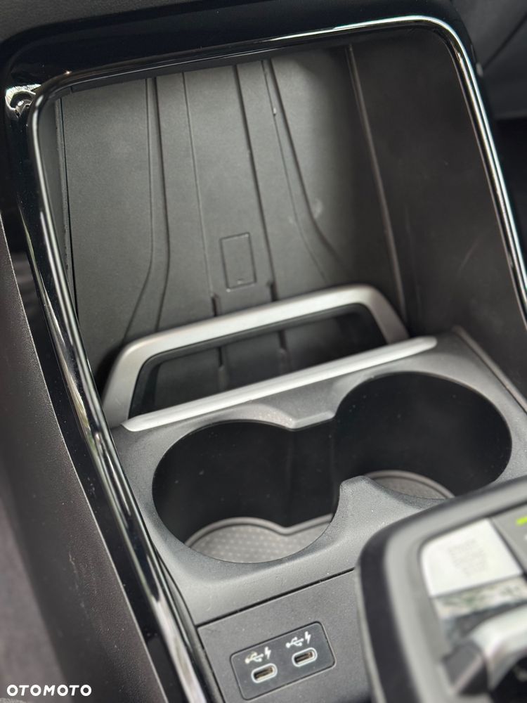 BMW Seria 2 218i - 39
