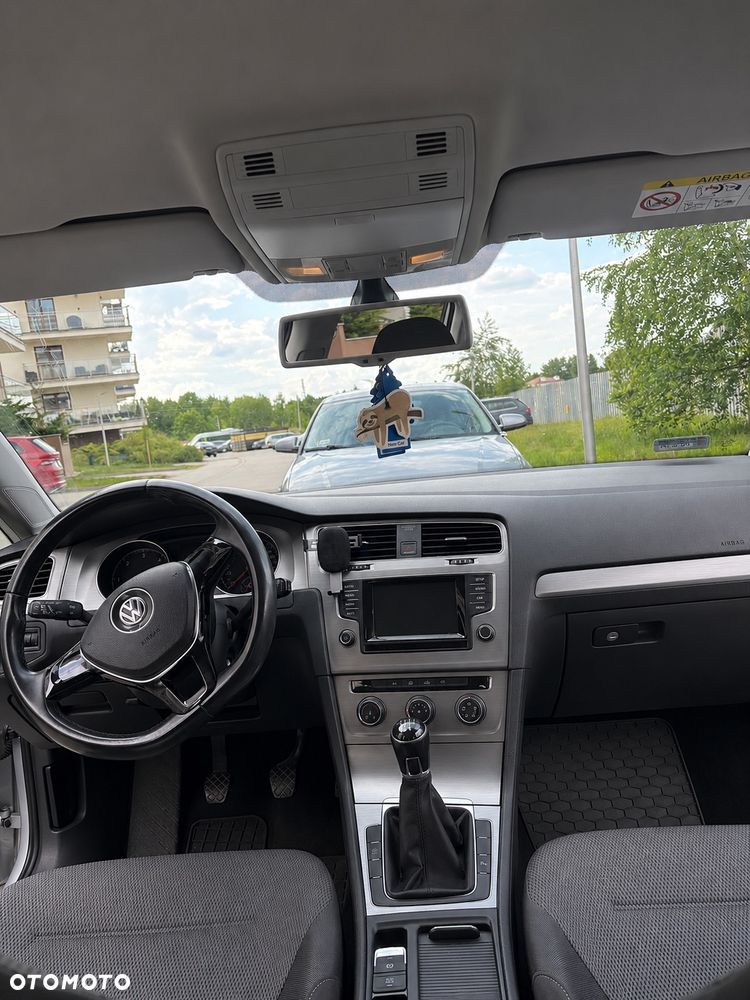 Volkswagen Golf 1.6 TDI BlueMot Comfortline - 9