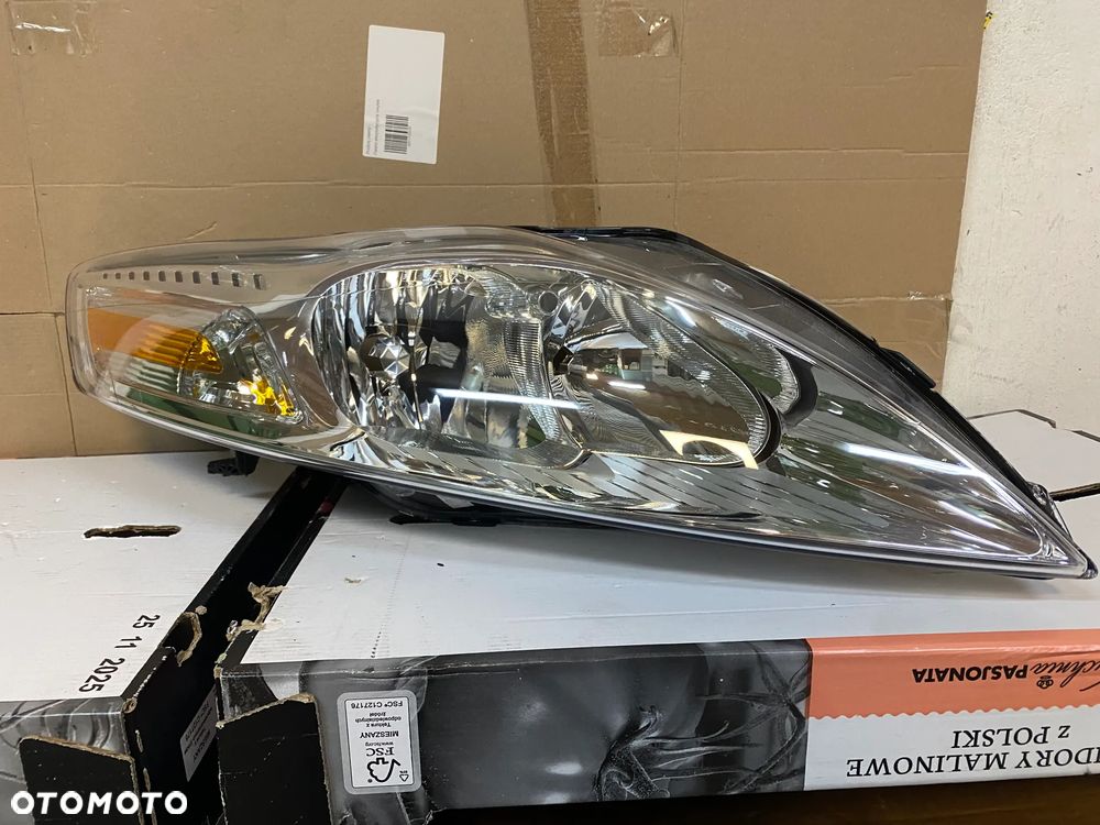 lampa mondeo mk4  prawa eu cała - 2
