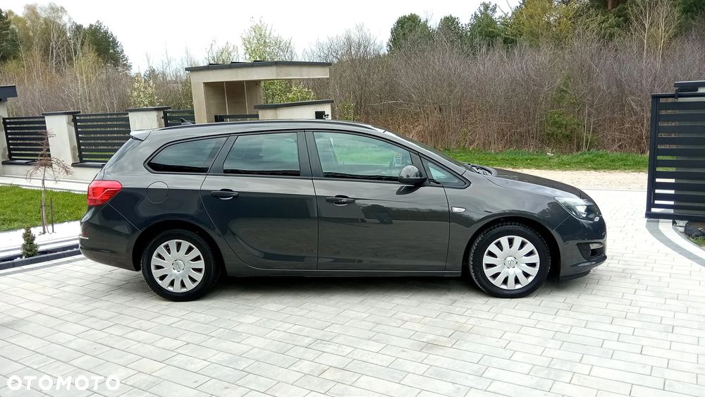 Opel Astra 1.7 CDTI Enjoy - 11